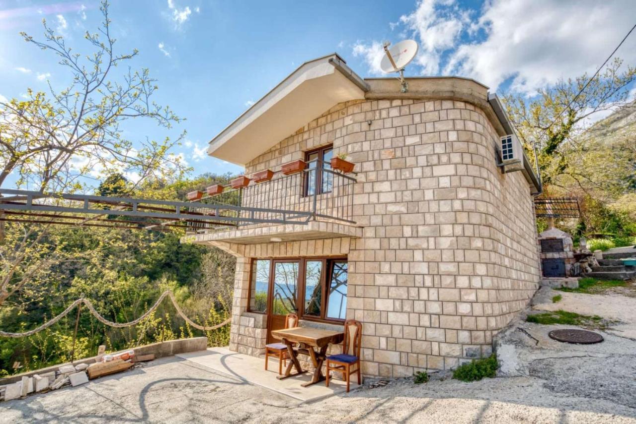 Savovic_Lux Apartment Petrovac Luaran gambar